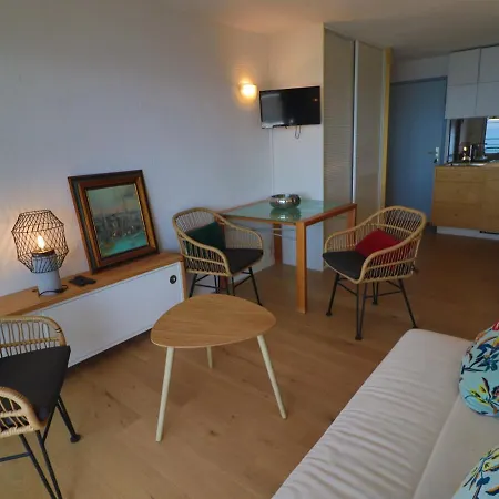 Apartment Sete, 3 Pieces, 5 Personnes - Fr-1-472a-286 *